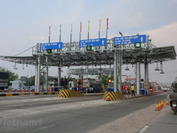 Mức thu phí đường bộ, phí sử dụng đường bộ mới nhất ô tô - xe tải