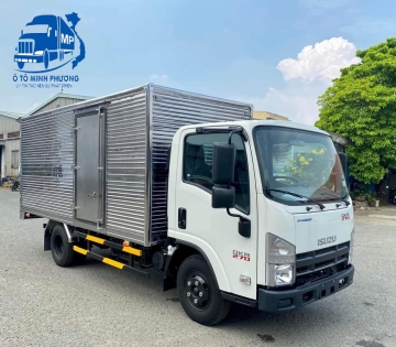 XE TẢI ISUZU QKR270 ĐẦU VUÔNG THÙNG MUI BẠT