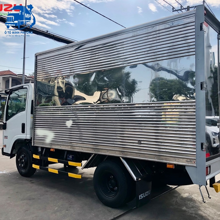 XE TẢI ISUZU 1.9 TẤN QLR77FE4