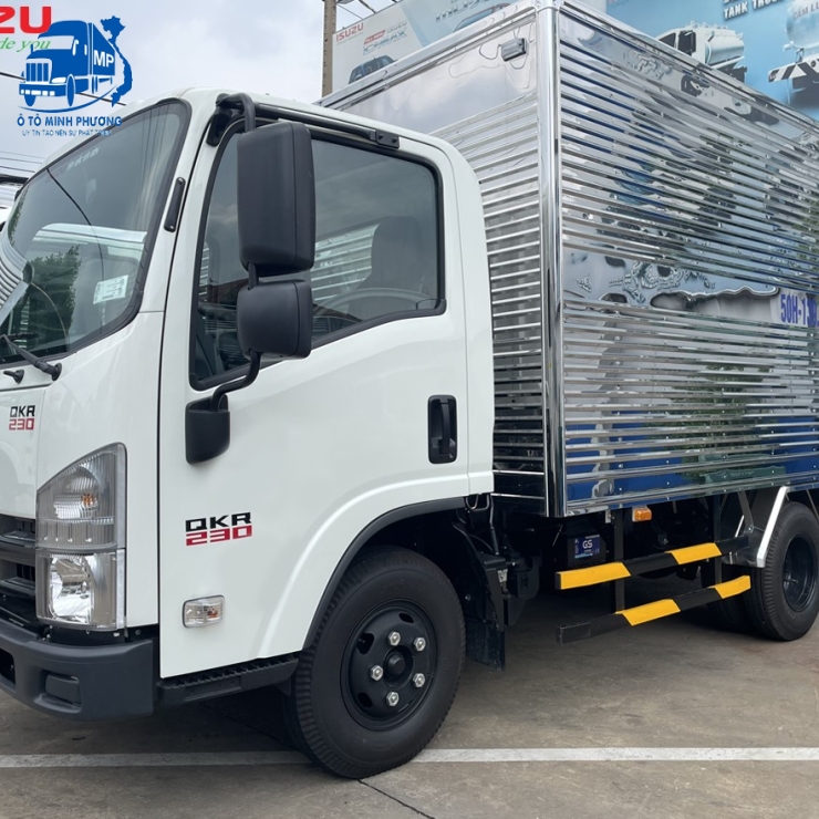 XE TẢI ISUZU 1.9 TẤN QLR77FE4