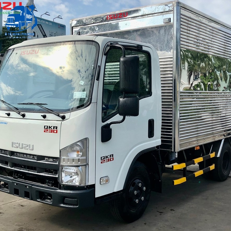 XE TẢI ISUZU 1.9 TẤN QLR77FE4