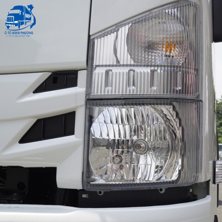 XE TẢI ISUZU 5.5 TẤN NQR75ME4 