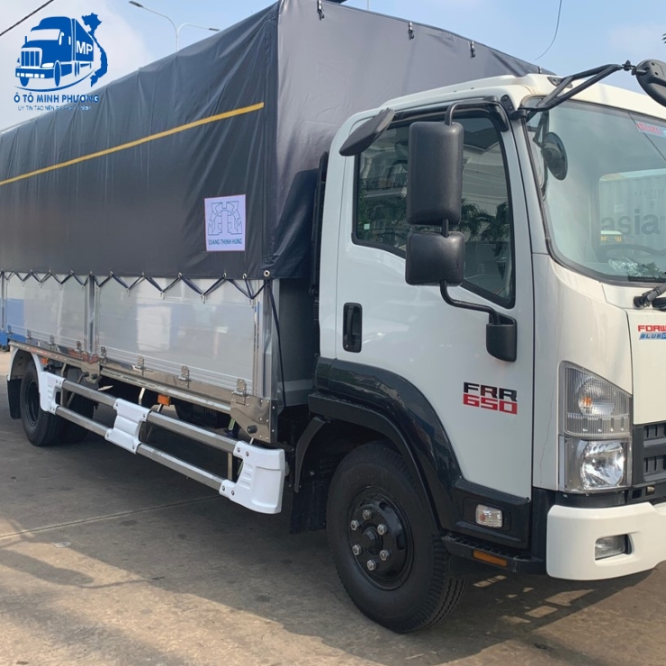 XE TẢI ISUZU 6.5 TẤN FRR90NE4