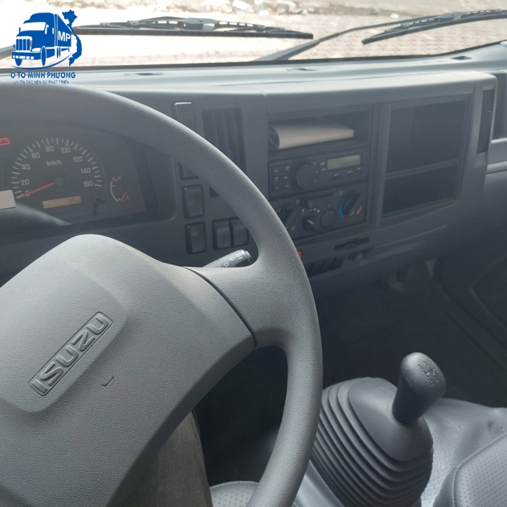 XE TẢI ISUZU QKR210 2.3 TẤN ĐỜI 2022 THÙNG LỬNG